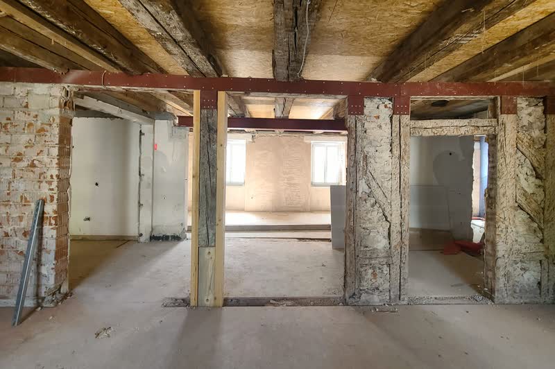 AWO Kenzingen – freigelegtes Fachwerk im Bestandsgebäude während der Umbauarbeiten