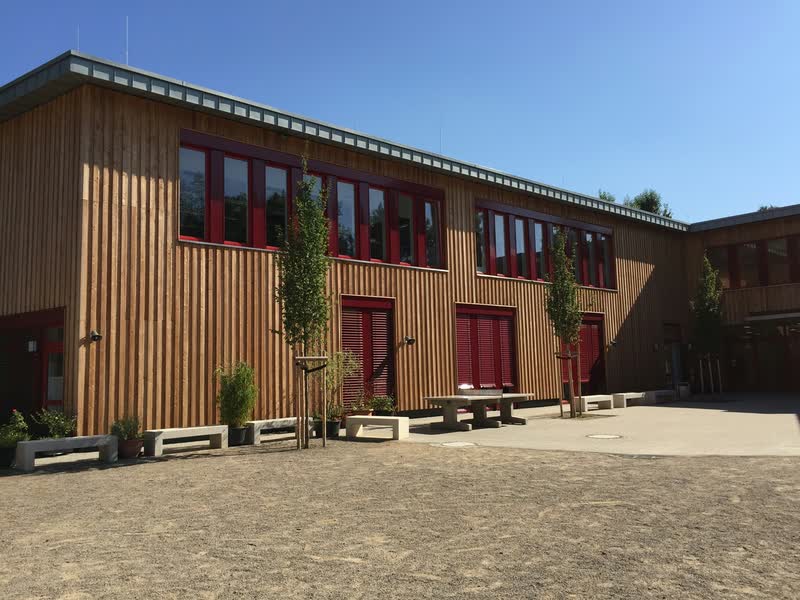 Michaeli Schule Köln – Neubau mit Holzfassade